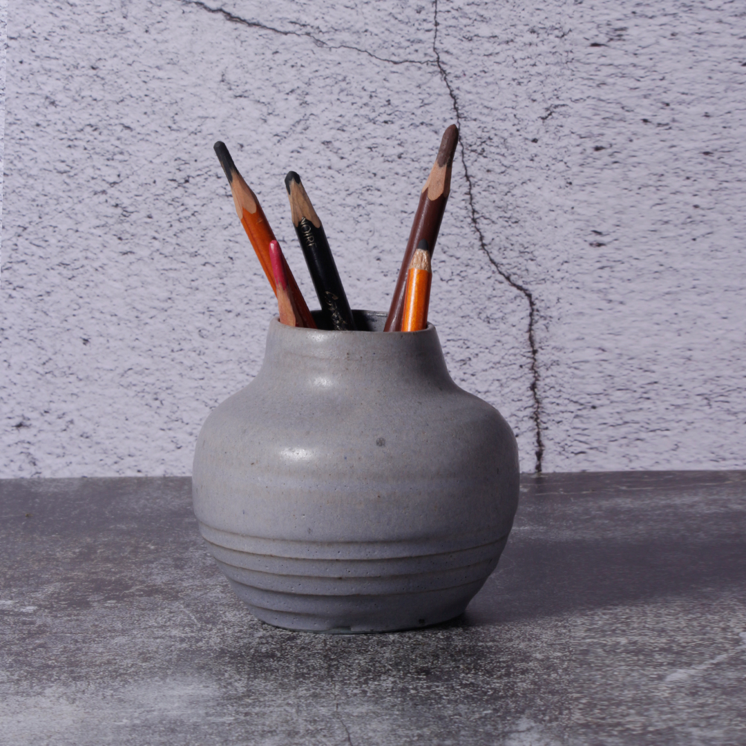 Grey Rounded Vase HD59