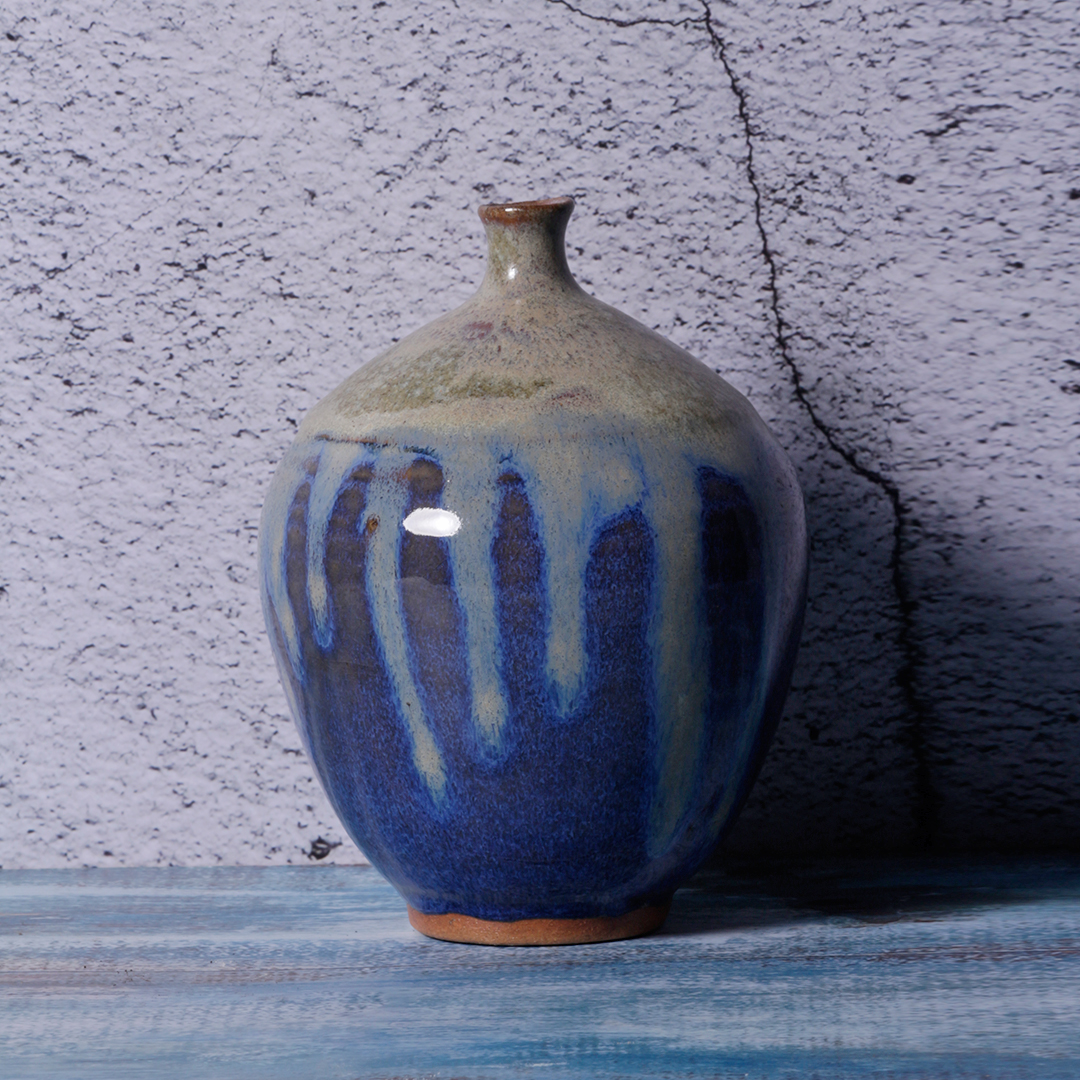 Blue Floats Vase HD57