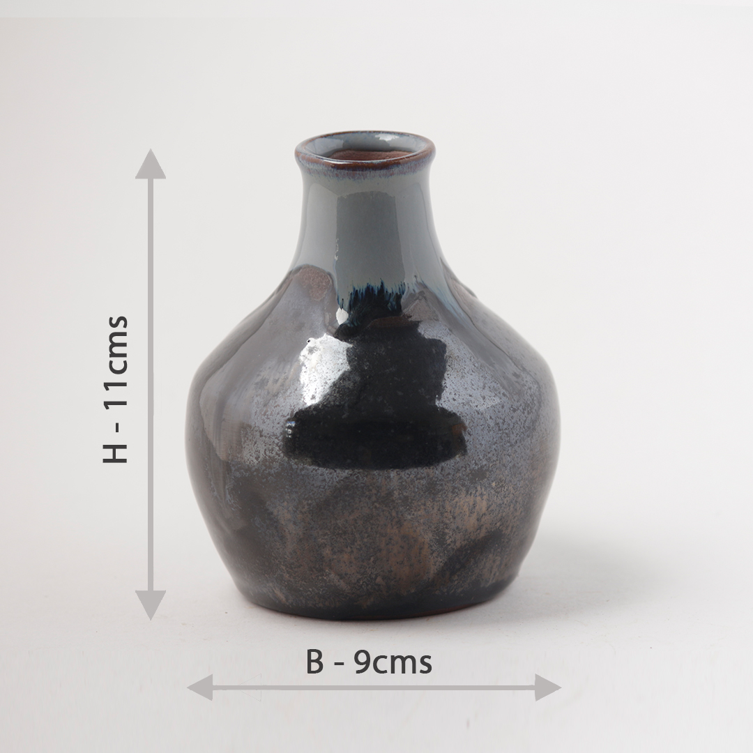 Glossy Black Vase HD63
