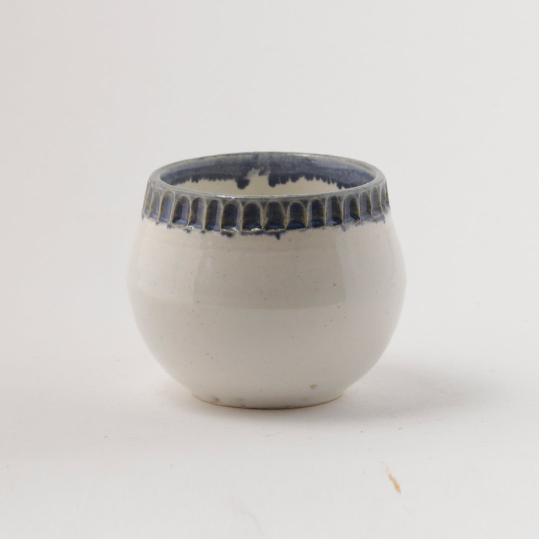 Artistic White and Blue Ribbed Rim Bowl DWB33