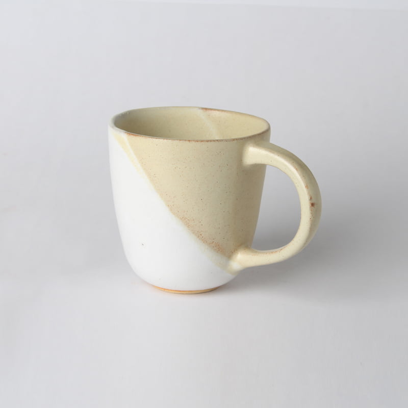 Diagonal Beige and White Mug DWC31