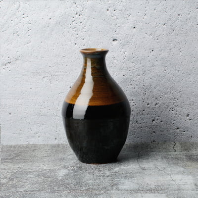Blackish Brown Vase HD25